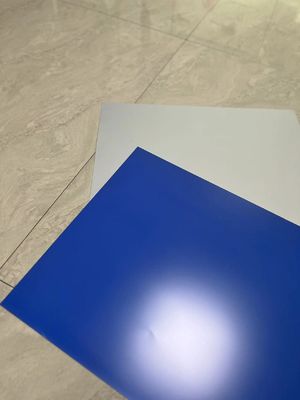 Çifte katmanlı CTP plaka 830nm hassas ışık kaynağı ile 350000 izlenim için pişmemiş ve 24 ay garanti