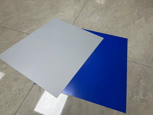 DOP CTP plakası 1030*800mm Ticari baskı için 22-25 saniyelik üretim süresi ve 18 aylık geçerlilik ile
