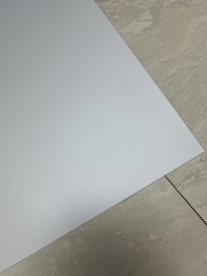 Ticari baskı İşlemsiz CTP plaka 18 aylık geçerlilik süresi En fazla bobin genişliği 1350 MM 22-25s Üretim süresi