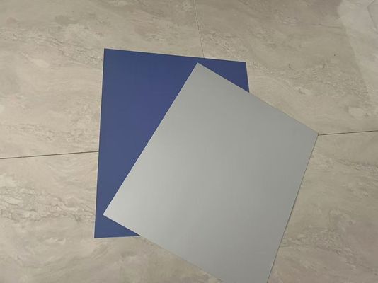 Geliştiricisiz, 22-25 saniye üretim süresi ve ticari baskı için 0,15 mm/0,30 mm kalınlığında işlemsiz CTP Baskı Kalıbı
