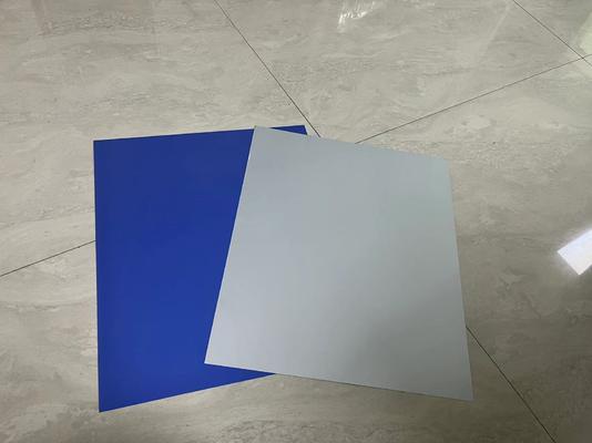 Proses Gerektirmeyen Baskı Kalıpları CTP Kalıp, 0.15mm/0.30mm Kalınlık ve 100.000-200.000 Baskı Ömrü ile 22-25 saniyede